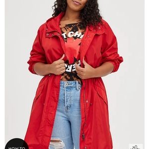 NWT Torrid longline rain jacket size 3 in red